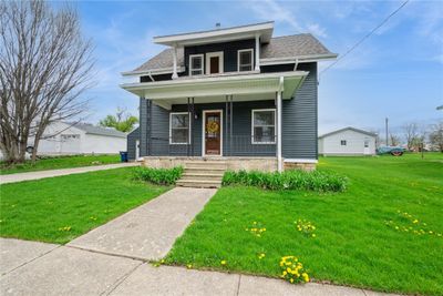 Enjoy new siding, windows, roof, gutters, soffit! | Image 1