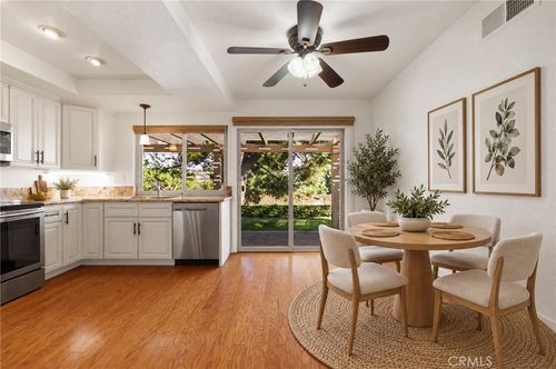 28152 Via Bonalde, Mission Viejo, CA, 92692-1740 | Card Image