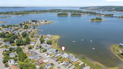45 Cedar Ave, Portsmouth, RI, 02871-4501 | Card Image