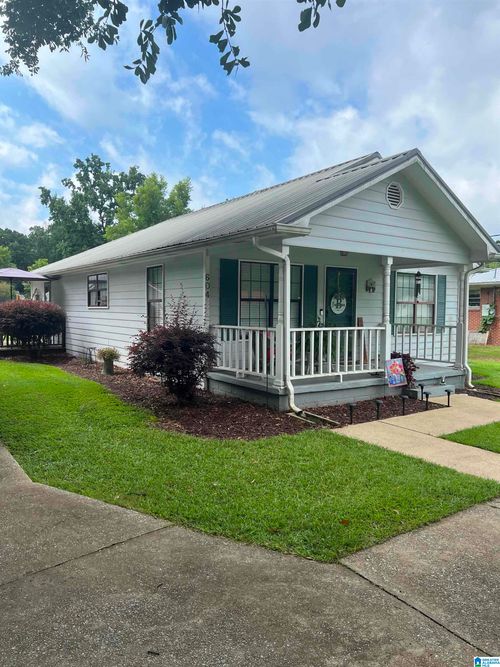 604 Alexandria Rd, Weaver, AL, 36277-4316 | Card Image