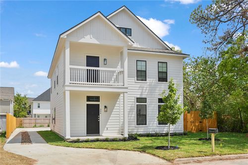 304 Poplar St, College Station, TX, 77840-1914 | Card Image