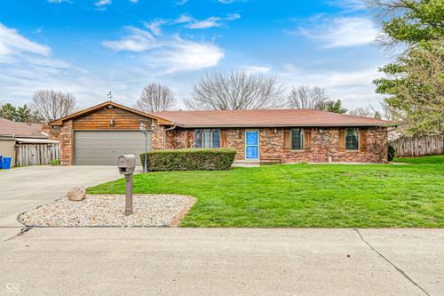 634 Teton Trl, Indianapolis, IN, 46217-3948 | Card Image