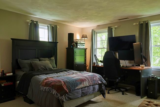 98 Robinette Rd, House other with 4 bedrooms, 3 bathrooms and 6 parking in Stoughton MA | Image 31