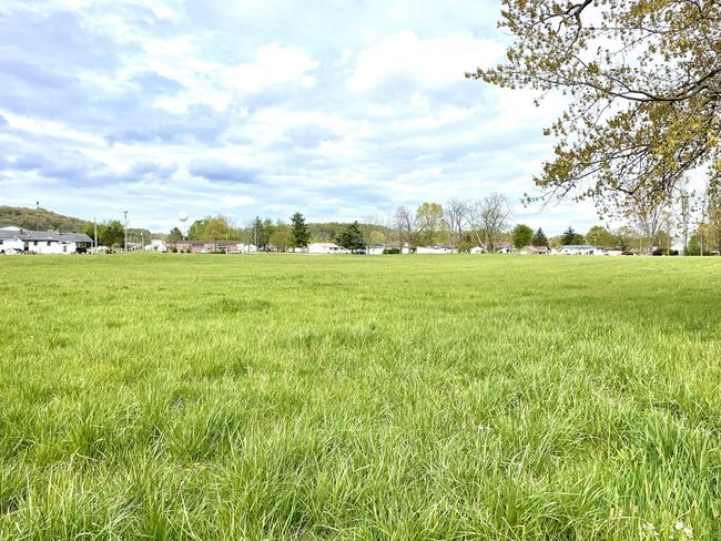 303 - 301-303 3 Rd St, Home with 3 bedrooms, 1 bathrooms and null parking in Beaver OH | Image 15