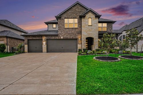 94 Dorado Dr, Friendswood, TX, 77546-5600 | Card Image