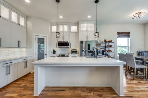 315 Delatorre St, Trenton, TX, 75490 | Card Image