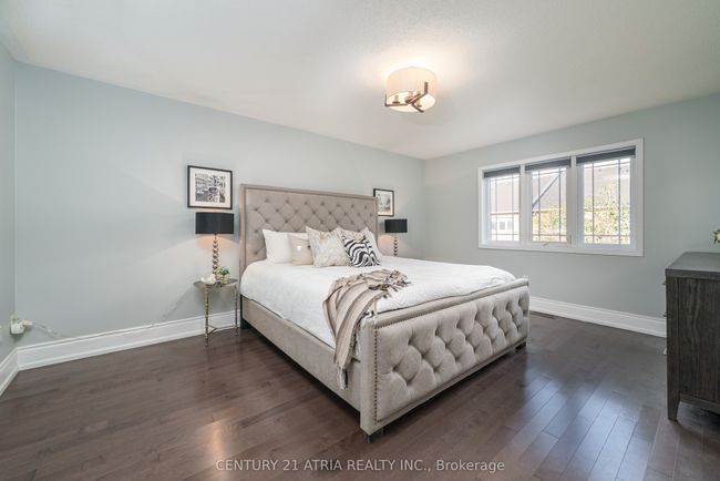 66 Daniel Reaman Cres, House attached with 4 bedrooms, 3 bathrooms and 2 parking in Vaughan ON | Image 17