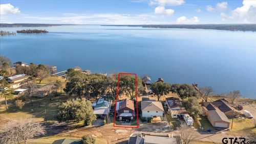 21320 Southwind Dr, Chandler, TX, 75758 | Card Image