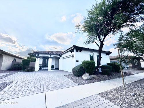 1812 S Racine Ln, Gilbert, AZ, 85295-9058 | Card Image