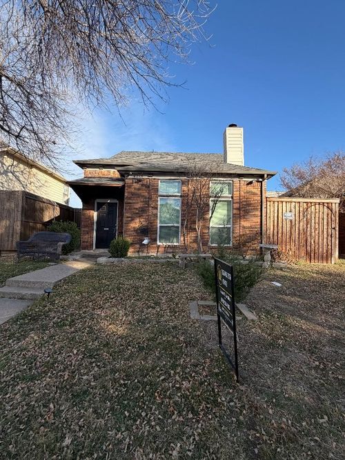 4216 Phoenix Dr, Carrollton, TX, 75010-4054 | Card Image