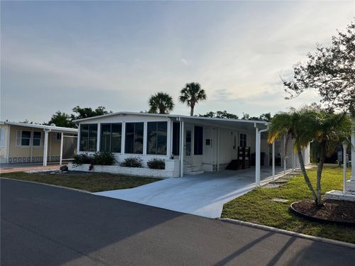 825 Jolanda Circle, VENICE, FL, 34285 | Card Image