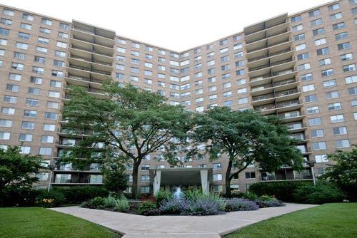 1410-7033 N Kedzie Avenue, Chicago, IL, 60645 | Card Image