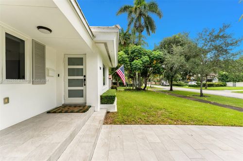 547 Giralda Ave, Coral Gables, FL, 33134 | Card Image