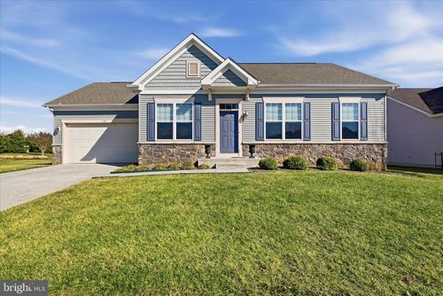 141 Casorsa Dr, CHARLES TOWN, WV, 25414-6700 | Card Image