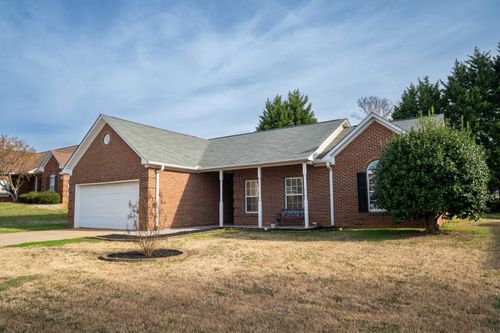 298 Glen Crest Dr, Moore, SC, 29369-9285 | Card Image