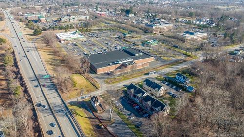 b-447 Naubuc Ave, Glastonbury, CT, 06033-1068 | Card Image