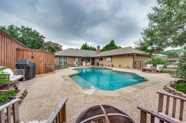 2307 Castle Rock Rd, House other with 3 bedrooms, 2 bathrooms and null parking in Carrollton TX | Image 25