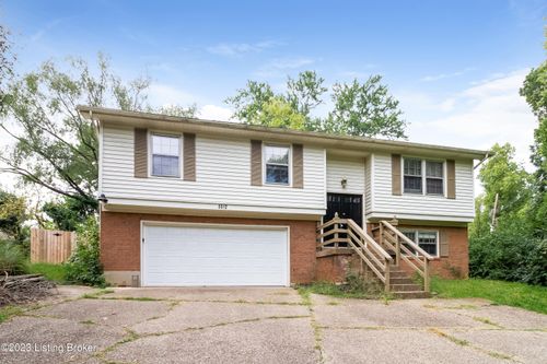 3312 Hunsinger Ln, Louisville, KY, 40220-2726 | Card Image