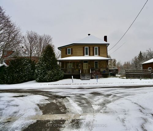 27 Meadow St, Cobden, ON, K0J1K0 | Card Image