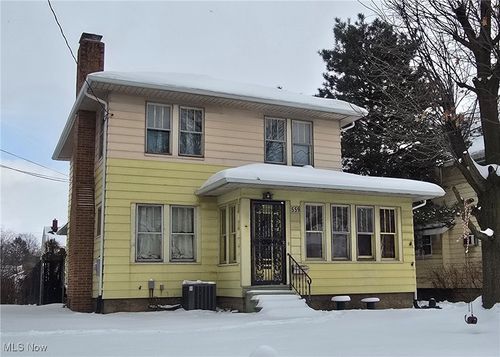 559 Patterson Ave, Akron, OH, 44310-3359 | Card Image