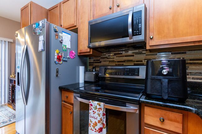 179 Center Blvd, Condo with 2 bedrooms, 3 bathrooms and null parking in Wixom MI | Image 14