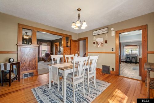 116 W E St, Elmwood, NE, 68349-6129 | Card Image