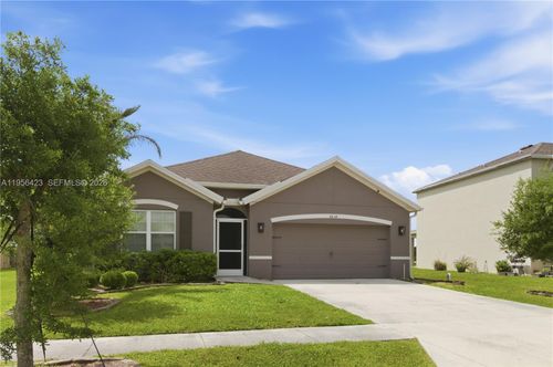 8649 Cobblestone Dr, Fort Pierce, FL, 34945-5702 | Card Image