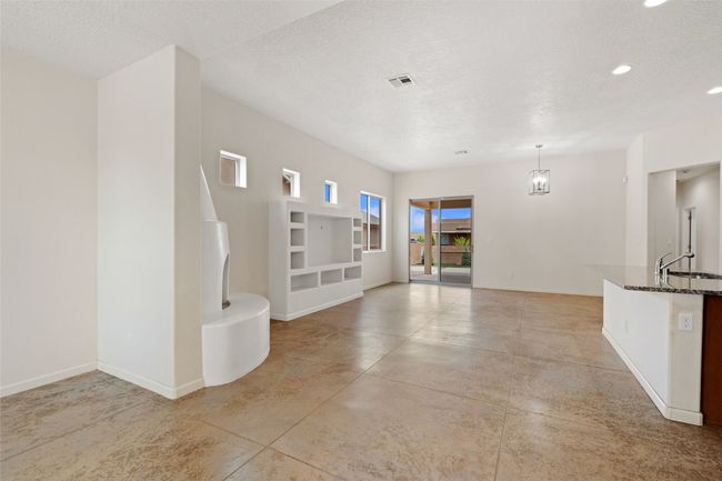 109 Rancho Viejo Blvd, House other with 3 bedrooms, 2 bathrooms and 4 parking in Santa Fe NM | Image 4