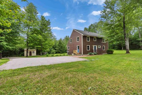 489 Greenfield Rd, Peterborough, NH, 03458-2247 | Card Image