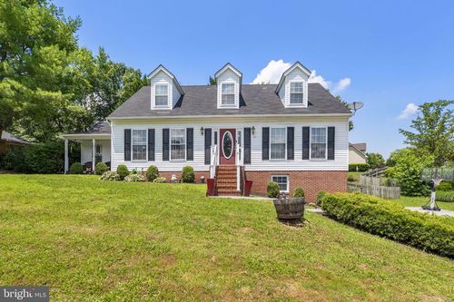 131 Asbury Rd, WINCHESTER, VA, 22602-7906 | Card Image