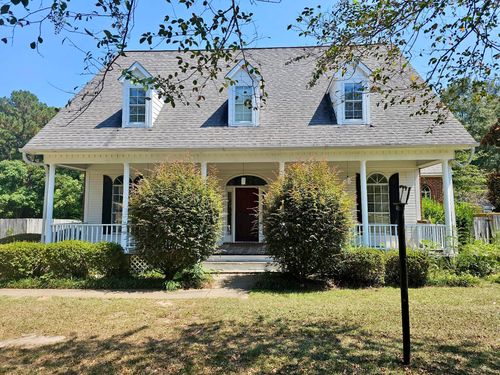 44 Corner Oaks Dr, Hattiesburg, MS, 39402-8921 | Card Image