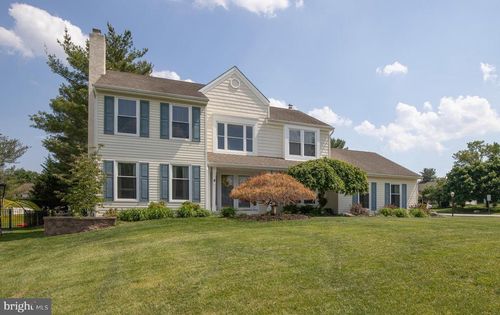 2284 Locust Dr, LANSDALE, PA, 19446-5834 | Card Image