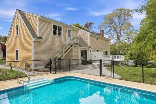 10 Old Colony Way, South Yarmouth, MA, 02664-1030 | Card Image