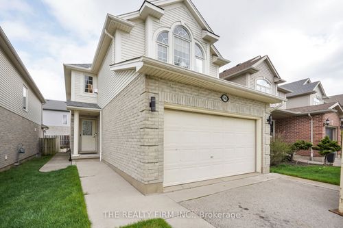 546 Cudmore Cres, London, ON, N6M1M4 | Card Image
