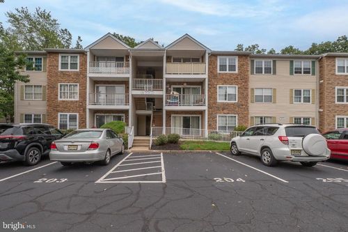 64 Mulberry Ct, HAMILTON, NJ, 08619-4618 | Card Image