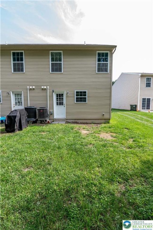 B - 1849 Auburn St, House other with 3 bedrooms, 3 bathrooms and null parking in BETHLEHEM PA | Image 23
