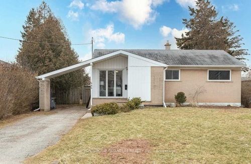 444 Seabourne Dr, Oakville, ON, L6L4G2 | Card Image