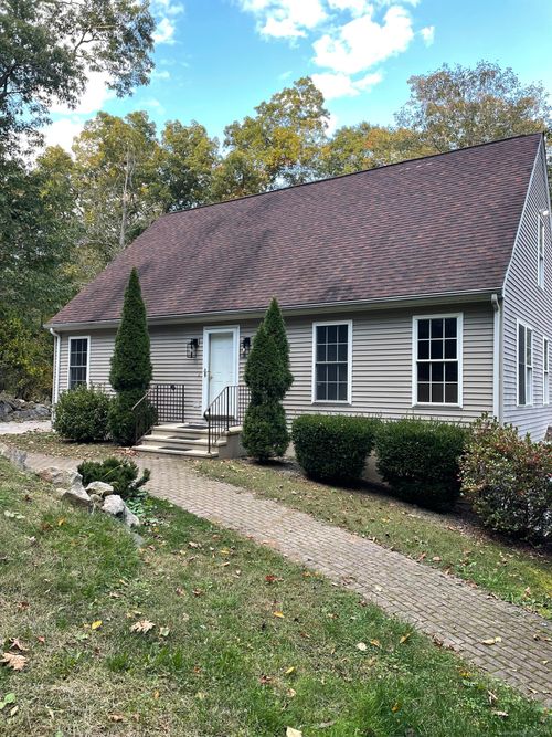 60D Lynn Rd, Ivoryton, CT, 06442-1176 | Card Image