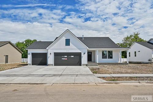 460 Willow Bend Ave, Rigby, ID, 83442-4001 | Card Image