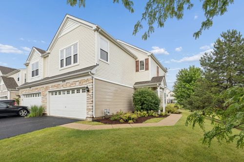 6700-6700 Slate Dr, Carpentersville, IL, 60110-2495 | Card Image