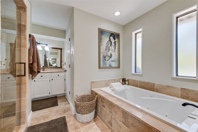 812 Cherlynne Dr, House other with 3 bedrooms, 3 bathrooms and null parking in Cedar Hill TX | Image 27