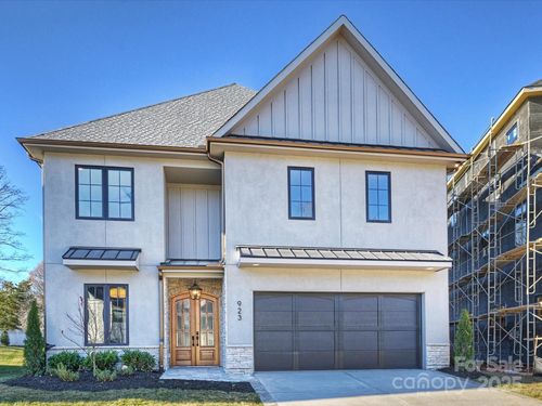 923 Laurel Creek Ln, Charlotte, NC, 28211-5252 | Card Image