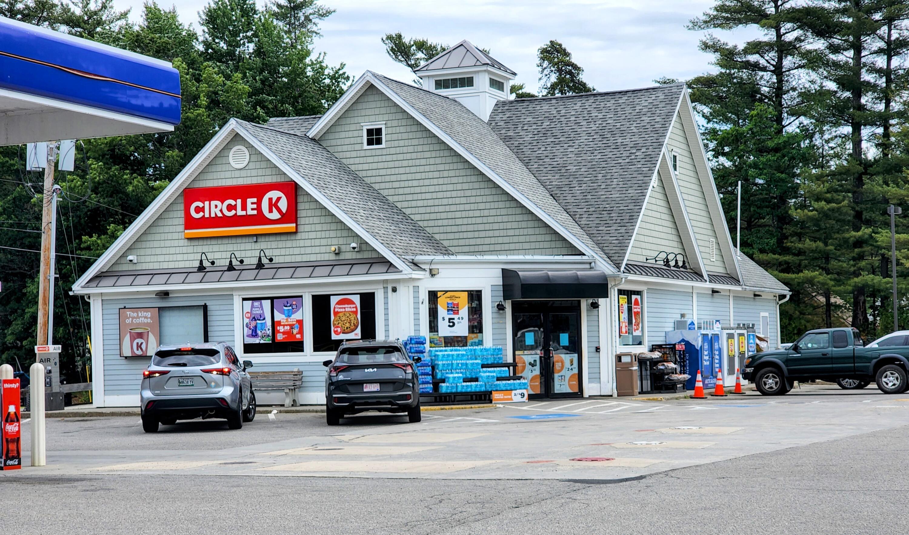 Commercial Sale in Raymond 2