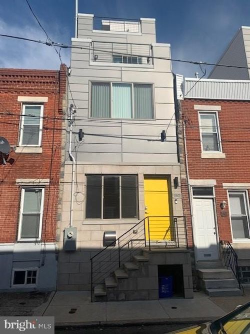 1325 S Myrtlewood St, PHILADELPHIA, PA, 19146-3604 | Card Image
