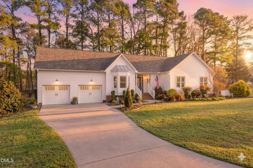 4605 Mineral Springs Ln, Raleigh, NC, 27616-8814 | Card Image