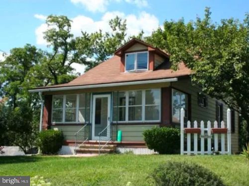5811 Oley Turnpike Rd, OLEY, PA, 19547-8828 | Card Image
