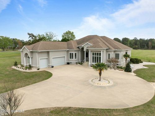 3841 Speight Seed Farm Rd, Winterville, NC, 28590-8758 | Card Image
