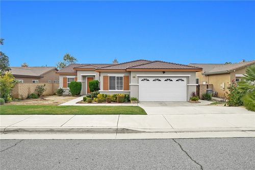 515 Omar St, Banning, CA, 92220-1290 | Card Image