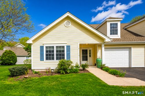 9-9 Henley Way, West Hartford, CT, 06117-1448 | Card Image