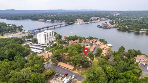 724 Weston Rd, Hot Springs, AR, 71913-5300 | Card Image